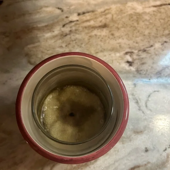 Yankee candle holder with topper. - Picture 9 of 10